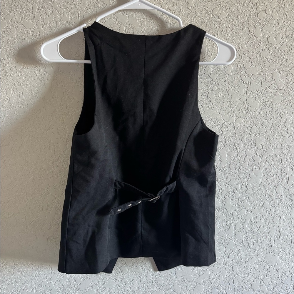 Black Button-Front Vest - Picture 4 of 4
